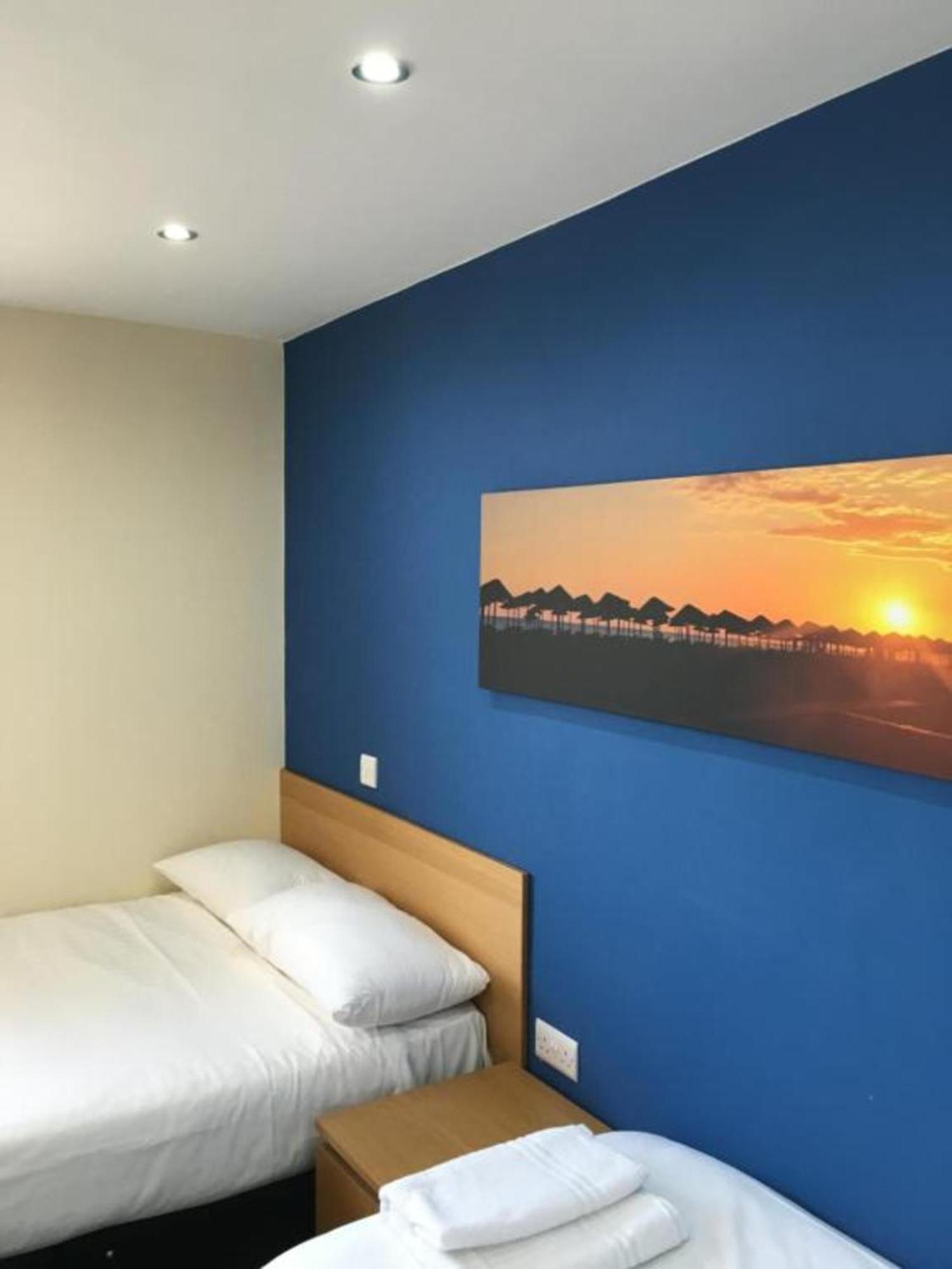Oyo Wave Crest Hotel بلاكبول المظهر الخارجي الصورة